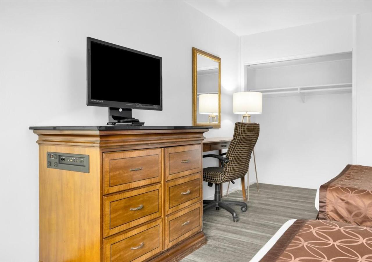 Motel 6 San Francisco, Ca Great Highway Экстерьер фото